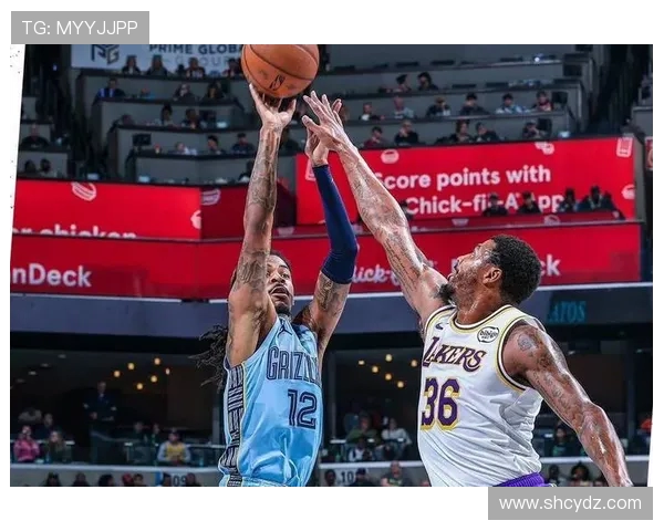 NBA季后赛焦点战!灰熊与湖人强强对决! NBA季后赛焦点战!灰熊与湖人强强对决!