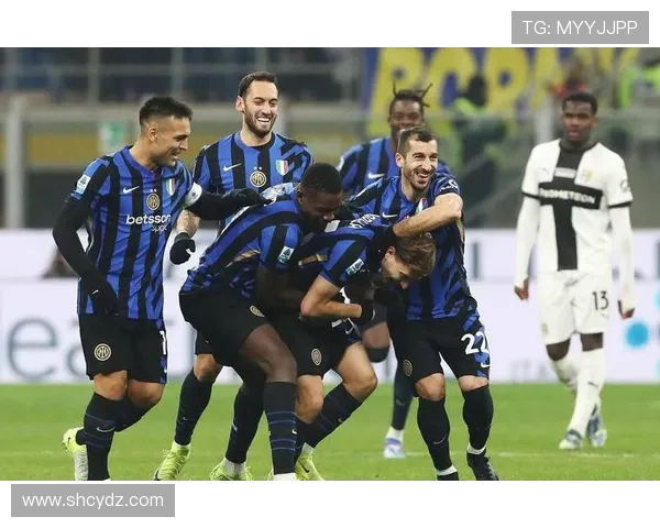 国米主场鏖战拉齐奥豪门对决再掀意甲积分榜争夺风暴 国米主场鏖战拉齐奥豪门对决再掀意甲积分榜争夺风暴