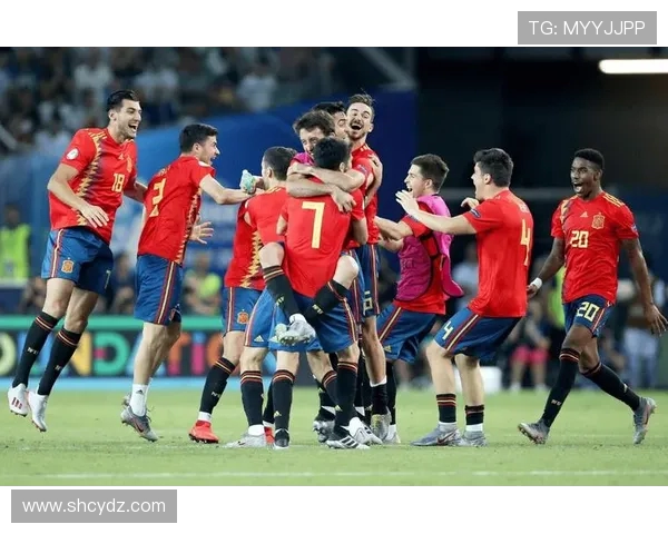 波尔图迎战劲敌,激情四溢的对决点燃足球狂热之夜 波尔图迎战劲敌,激情四溢的对决点燃足球狂热之夜