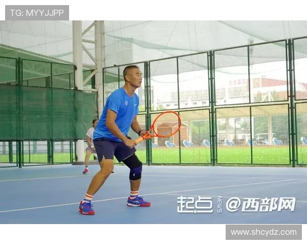 西安网球队的默契配合揭秘：网球场上的团队精神与战术分析
