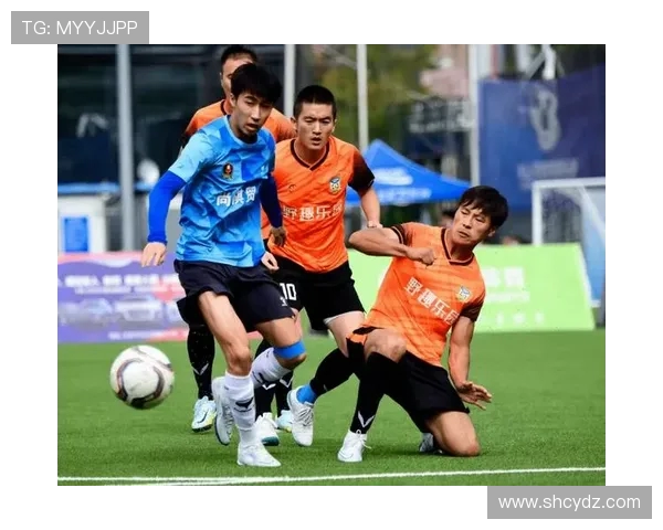 岐阜足球队迎战松本山,争夺关键积分展开激烈对决 岐阜足球队迎战松本山,争夺关键积分展开激烈对决