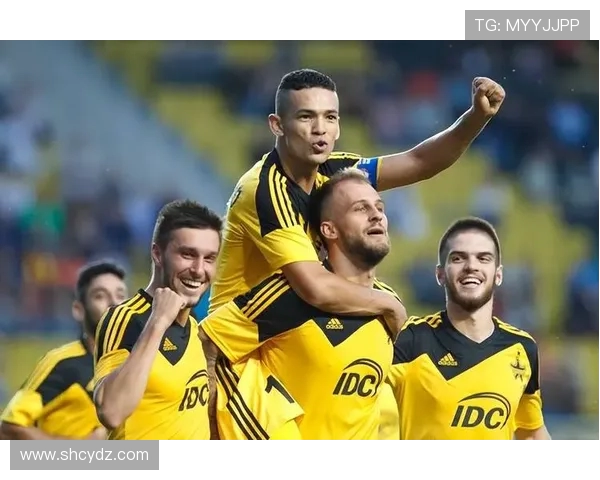 布拉格与巴特的精彩对决揭示足球战术与团队合作的完美结合 布拉格与巴特的精彩对决揭示足球战术与团队合作的完美结合