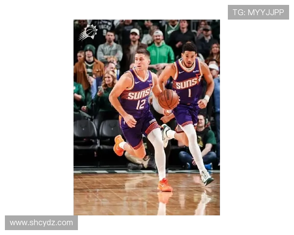 德文布克引领太阳队崛起成NBA新星的背后故事与成就分析